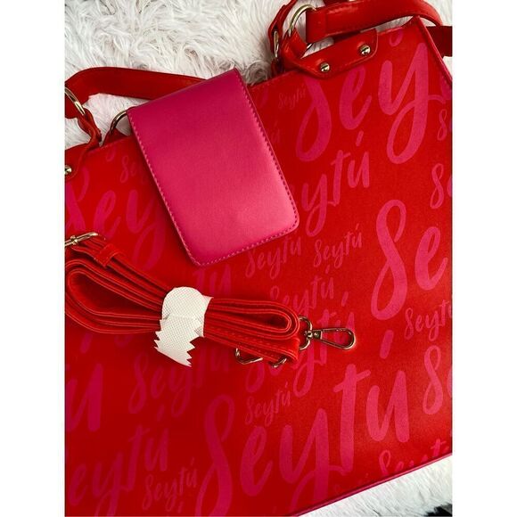 NWOT Seytu Hot Pink With Gold Hardware Large Tote or Shoulder Bag Purse - Picture 11 of 15